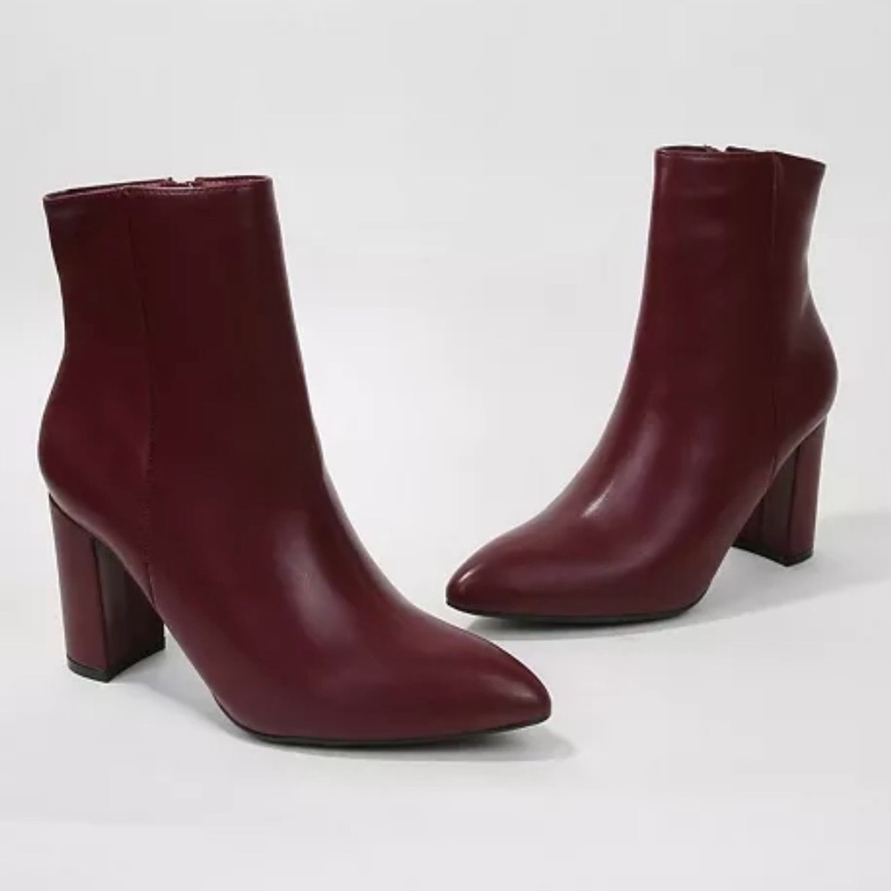 Chic Maroon Ankle Boots - Picture 2 of 2